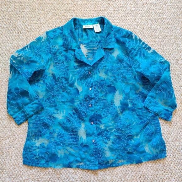 Units sheer applique 3/4 sleeve blouse - Picture 6 of 8